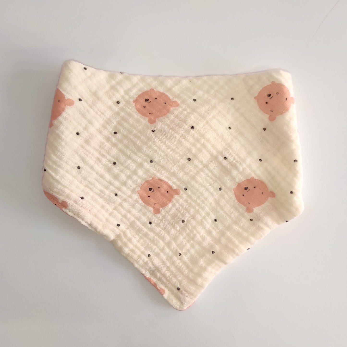 Bavetta a " bandana" in mussola di cotone con doppio bottone a pressione