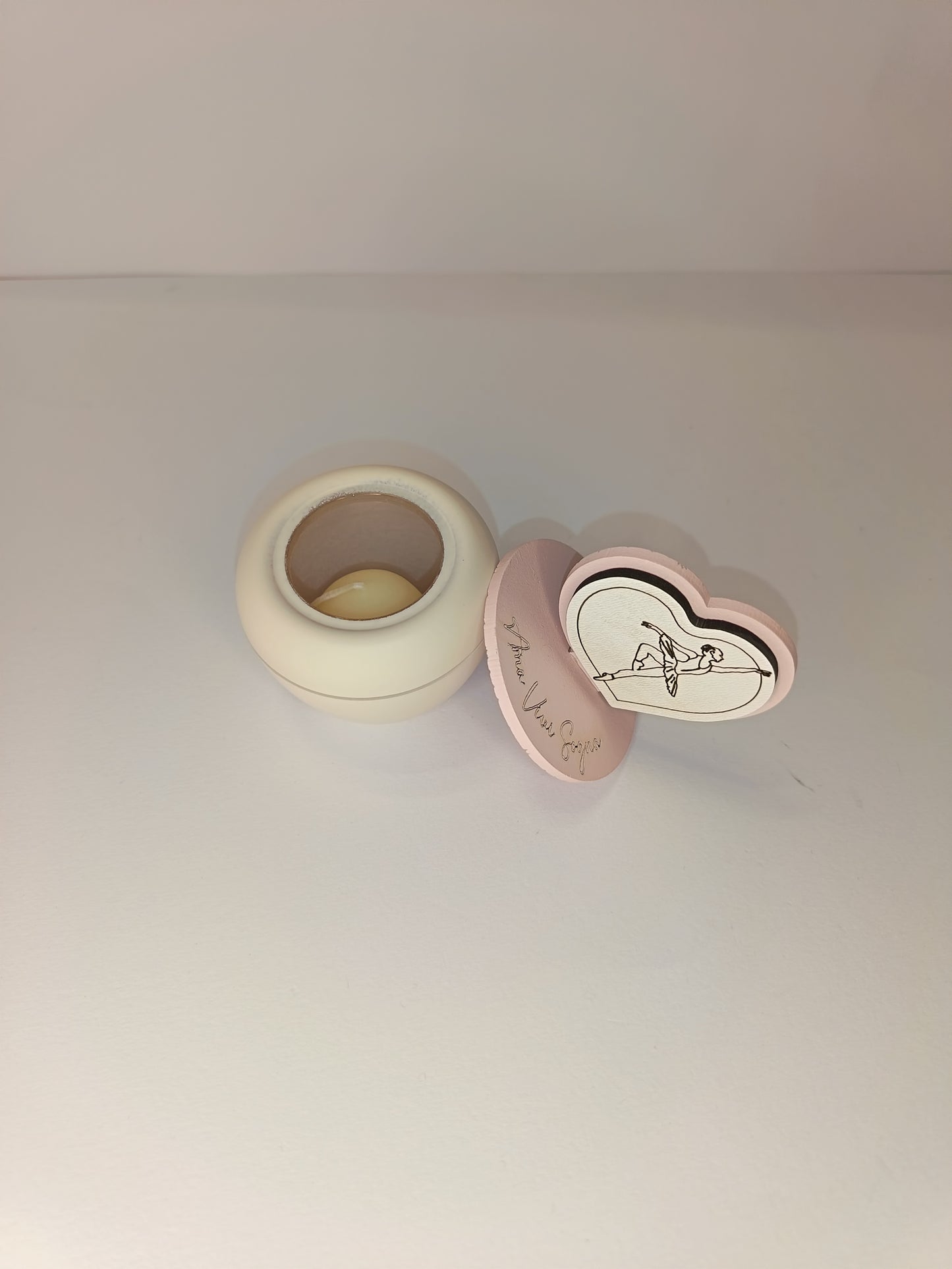 Porta candela confeionato con scatola e confetti