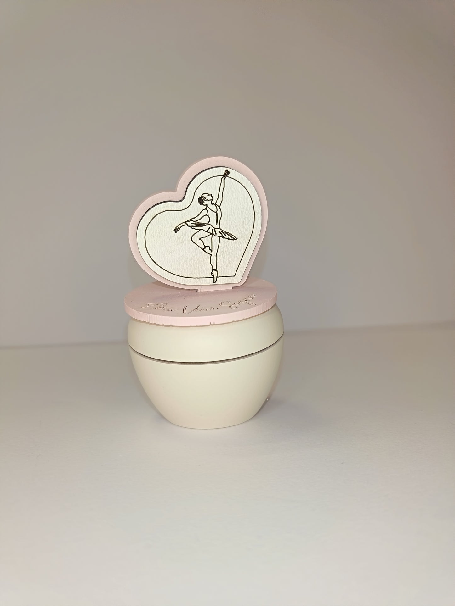 Porta candela confeionato con scatola e confetti