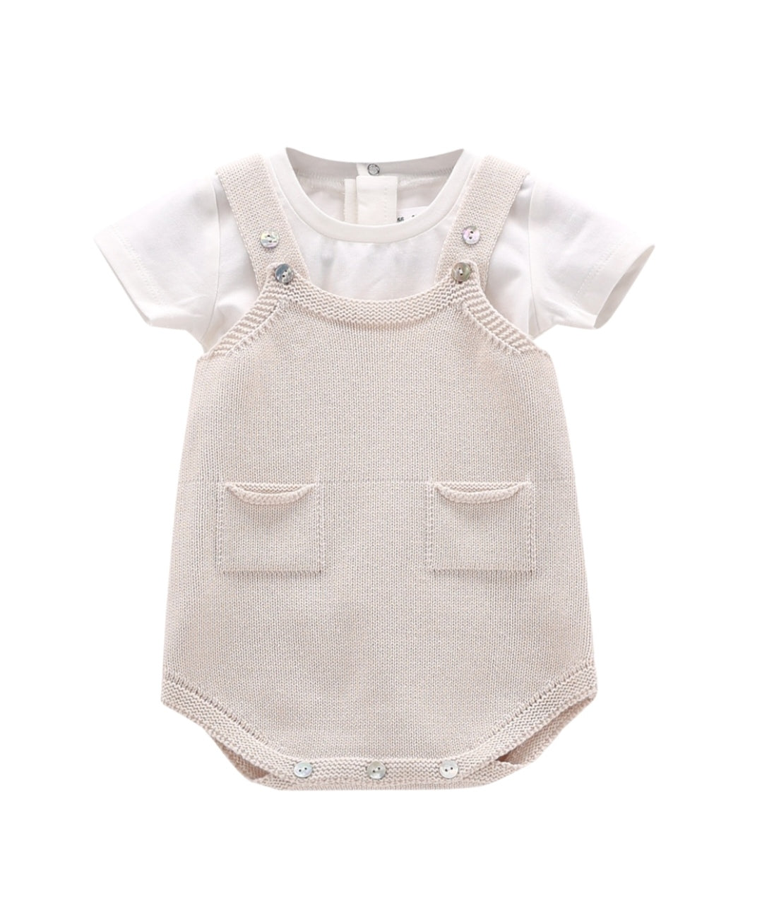 Completo unisex salopette e t-shirt color latte e vaniglia